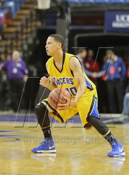 Thumbnail 2 in Grant vs Sacramento (CIF SJS D2 Semifinal) photogallery.