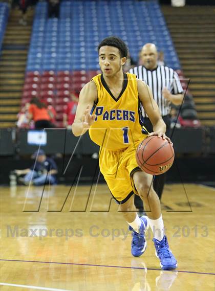 Thumbnail 1 in Grant vs Sacramento (CIF SJS D2 Semifinal) photogallery.