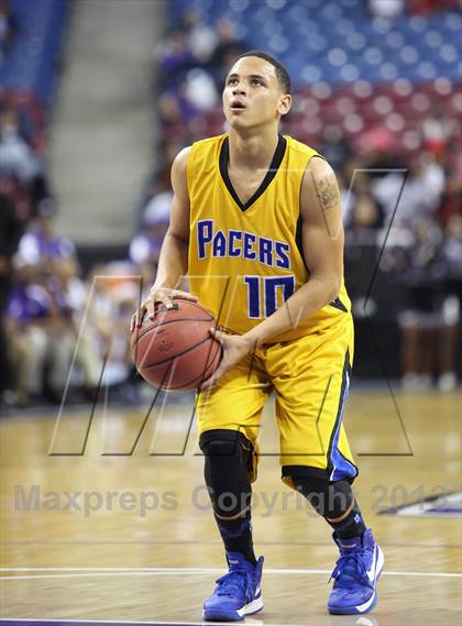 Thumbnail 3 in Grant vs Sacramento (CIF SJS D2 Semifinal) photogallery.