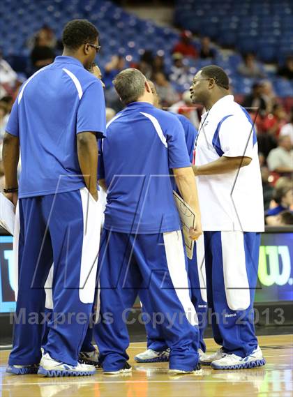 Thumbnail 2 in Grant vs Sacramento (CIF SJS D2 Semifinal) photogallery.