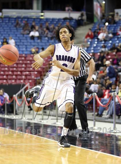 Thumbnail 2 in Grant vs Sacramento (CIF SJS D2 Semifinal) photogallery.