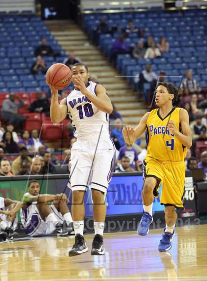 Thumbnail 3 in Grant vs Sacramento (CIF SJS D2 Semifinal) photogallery.
