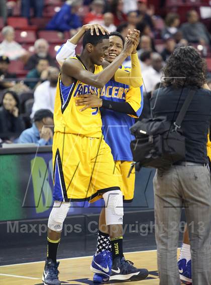 Thumbnail 1 in Grant vs Sacramento (CIF SJS D2 Semifinal) photogallery.