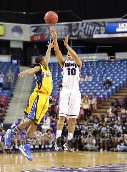 Thumbnail 3 in Grant vs Sacramento (CIF SJS D2 Semifinal) photogallery.