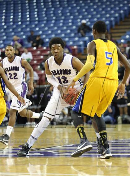 Thumbnail 2 in Grant vs Sacramento (CIF SJS D2 Semifinal) photogallery.