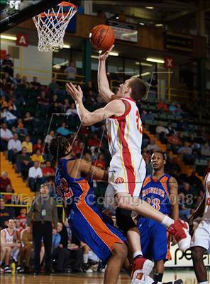 Thumbnail 1 in Olean vs Malverne (NYSPHSAA Class B Final) photogallery.