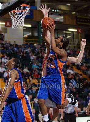 Thumbnail 1 in Olean vs Malverne (NYSPHSAA Class B Final) photogallery.
