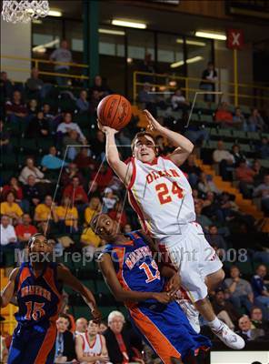 Thumbnail 2 in Olean vs Malverne (NYSPHSAA Class B Final) photogallery.