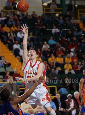Thumbnail 1 in Olean vs Malverne (NYSPHSAA Class B Final) photogallery.