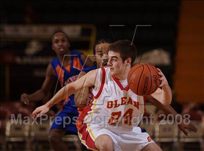 Thumbnail 2 in Olean vs Malverne (NYSPHSAA Class B Final) photogallery.