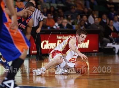 Thumbnail 1 in Olean vs Malverne (NYSPHSAA Class B Final) photogallery.