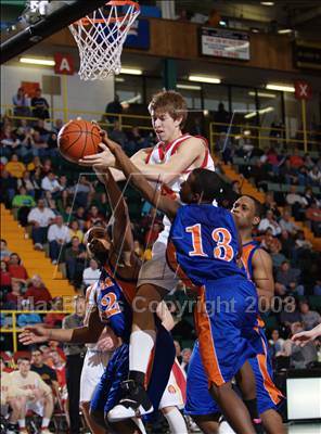 Thumbnail 3 in Olean vs Malverne (NYSPHSAA Class B Final) photogallery.