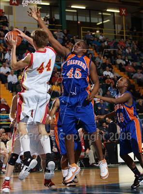 Thumbnail 3 in Olean vs Malverne (NYSPHSAA Class B Final) photogallery.