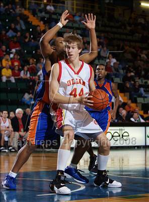 Thumbnail 1 in Olean vs Malverne (NYSPHSAA Class B Final) photogallery.