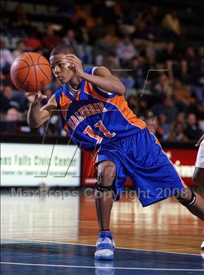 Thumbnail 3 in Olean vs Malverne (NYSPHSAA Class B Final) photogallery.
