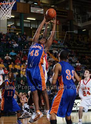 Thumbnail 3 in Olean vs Malverne (NYSPHSAA Class B Final) photogallery.