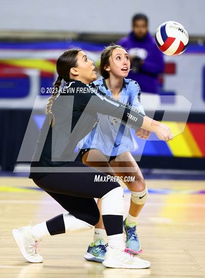 Thumbnail 2 in Estrella Foothills vs. American Leadership Academy - Gilbert North (AIA 4A Final) photogallery.