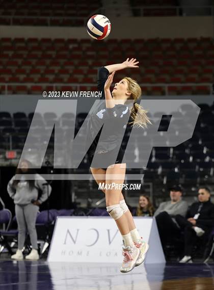 Thumbnail 1 in Estrella Foothills vs. American Leadership Academy - Gilbert North (AIA 4A Final) photogallery.