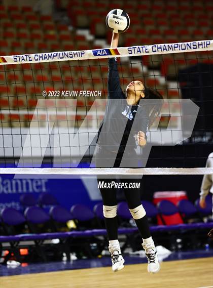 Thumbnail 2 in Estrella Foothills vs. American Leadership Academy - Gilbert North (AIA 4A Final) photogallery.