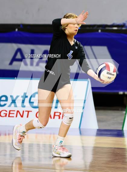 Thumbnail 2 in Estrella Foothills vs. American Leadership Academy - Gilbert North (AIA 4A Final) photogallery.