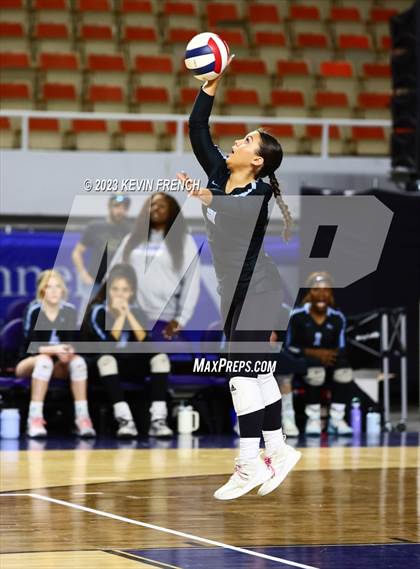 Thumbnail 1 in Estrella Foothills vs. American Leadership Academy - Gilbert North (AIA 4A Final) photogallery.