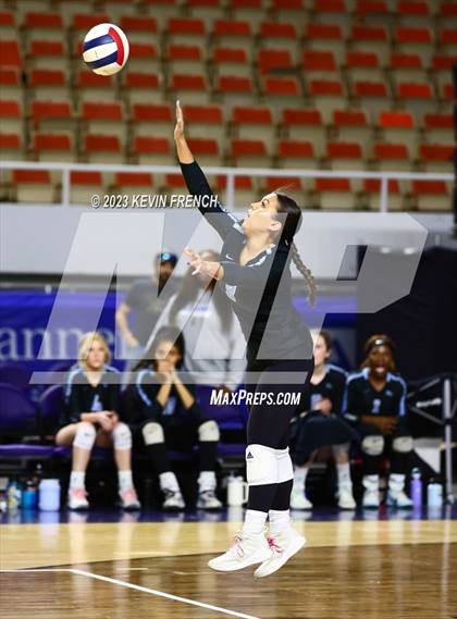 Thumbnail 2 in Estrella Foothills vs. American Leadership Academy - Gilbert North (AIA 4A Final) photogallery.