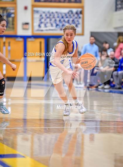 Thumbnail 1 in Mountain Home vs Farmington (Ultimate Auto Tournament) photogallery.