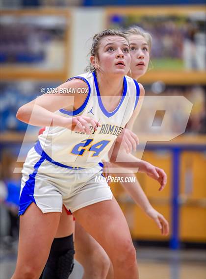 Thumbnail 1 in Mountain Home vs Farmington (Ultimate Auto Tournament) photogallery.