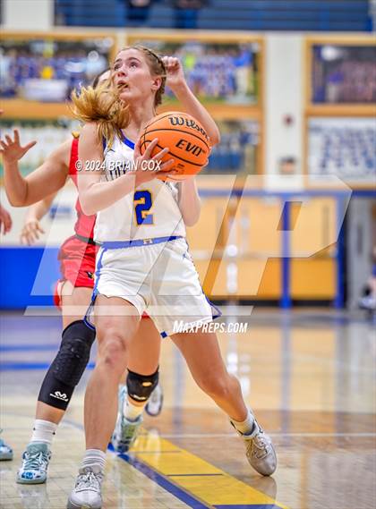 Thumbnail 1 in Mountain Home vs Farmington (Ultimate Auto Tournament) photogallery.