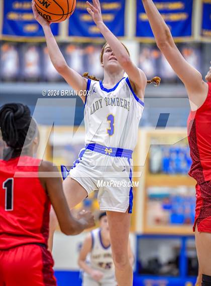 Thumbnail 2 in Mountain Home vs Farmington (Ultimate Auto Tournament) photogallery.