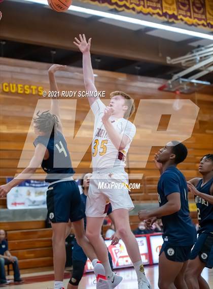Thumbnail 2 in Mater Dei Catholic @ Torrey Pines photogallery.