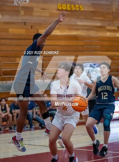 Thumbnail 2 in Mater Dei Catholic @ Torrey Pines photogallery.