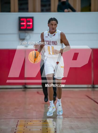 Thumbnail 3 in Mater Dei Catholic @ Torrey Pines photogallery.