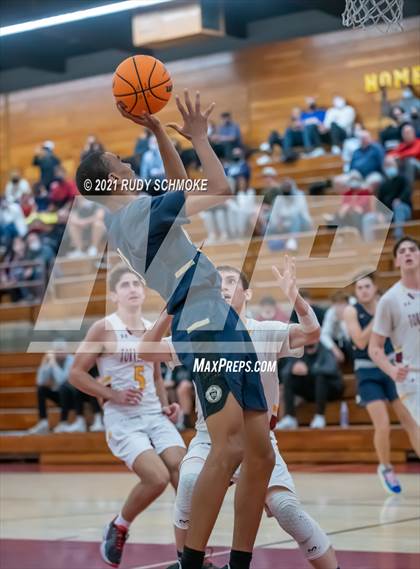 Thumbnail 3 in Mater Dei Catholic @ Torrey Pines photogallery.