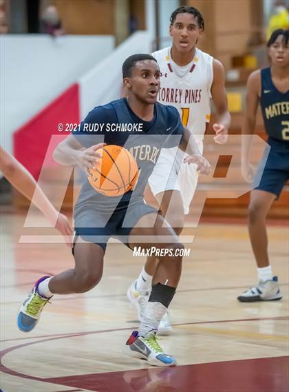 Thumbnail 1 in Mater Dei Catholic @ Torrey Pines photogallery.
