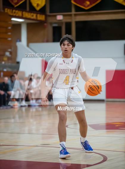 Thumbnail 2 in Mater Dei Catholic @ Torrey Pines photogallery.