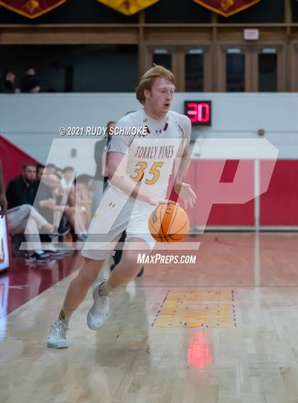 Thumbnail 3 in Mater Dei Catholic @ Torrey Pines photogallery.