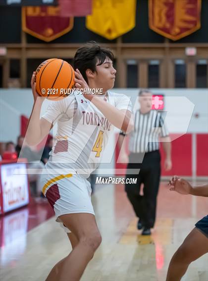 Thumbnail 2 in Mater Dei Catholic @ Torrey Pines photogallery.