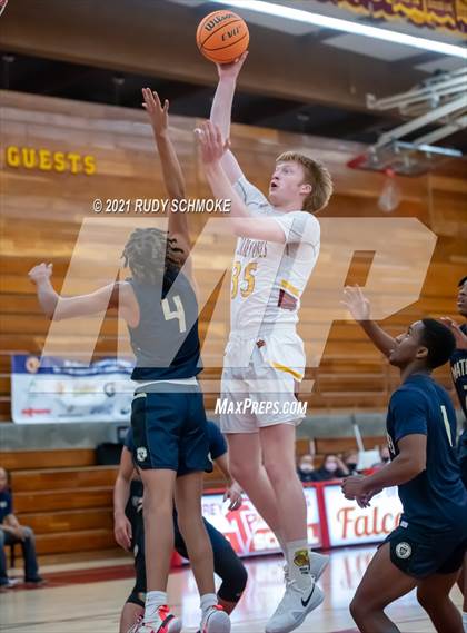 Thumbnail 1 in Mater Dei Catholic @ Torrey Pines photogallery.