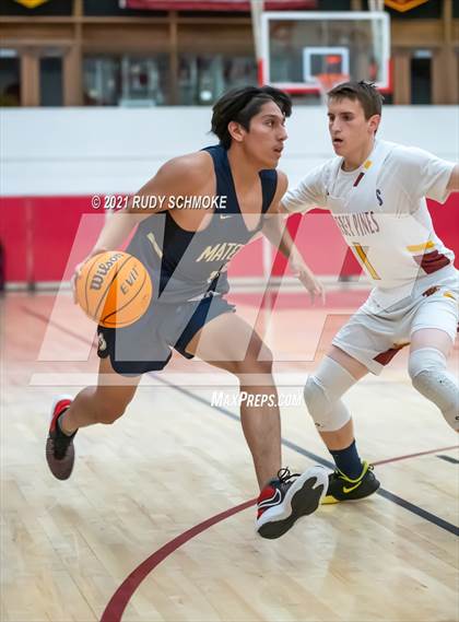 Thumbnail 1 in Mater Dei Catholic @ Torrey Pines photogallery.