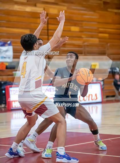 Thumbnail 2 in Mater Dei Catholic @ Torrey Pines photogallery.