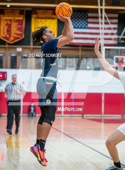 Thumbnail 2 in Mater Dei Catholic @ Torrey Pines photogallery.