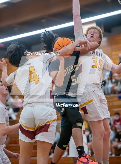 Thumbnail 2 in Mater Dei Catholic @ Torrey Pines photogallery.