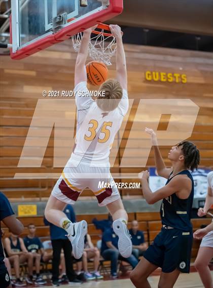 Thumbnail 3 in Mater Dei Catholic @ Torrey Pines photogallery.