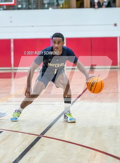 Thumbnail 2 in Mater Dei Catholic @ Torrey Pines photogallery.