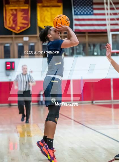 Thumbnail 3 in Mater Dei Catholic @ Torrey Pines photogallery.