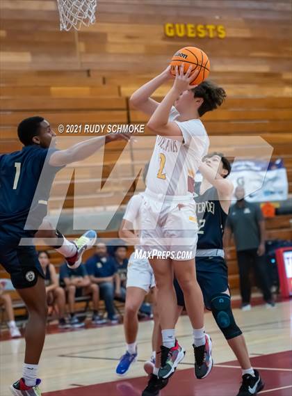 Thumbnail 1 in Mater Dei Catholic @ Torrey Pines photogallery.