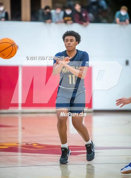 Thumbnail 3 in Mater Dei Catholic @ Torrey Pines photogallery.