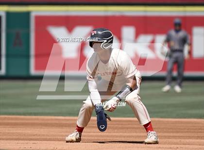 Thumbnail 2 in Fountain Valley vs. Yorba Linda (Halo Classic) photogallery.