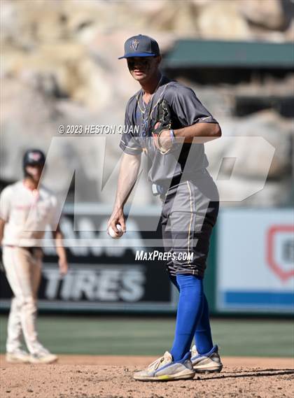 Thumbnail 3 in Fountain Valley vs. Yorba Linda (Halo Classic) photogallery.